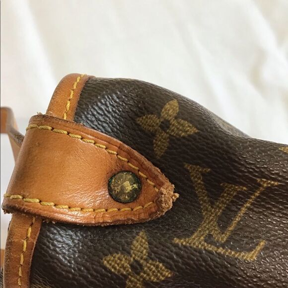 Louis Vuitton Vintage Monogram Double Sided Crossbody Shoulder Bag - Picture 15 of 16